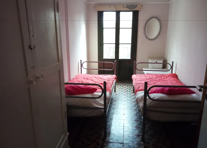 Ideal Ramblas Apartments